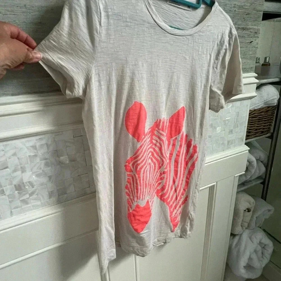 J. Crew zebra print tee shirt medium beige pink cotton short sleeve - Picture 4 of 12